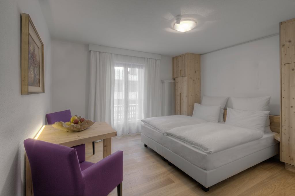 Hotel Conturines San Cassiano  Buitenkant foto